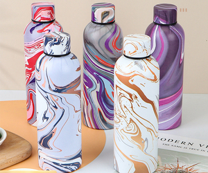 Nuevas Botellas y Termos Deportivos Portátiles de Acero Inoxidable 304, Estilo Moderno, Boca Pequeña, con Diseño Floral - Product Image 3