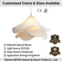 Lustre suspendu Boyid de style moderne en rotin naturel tressé à la main avec corde de chanvre et LED E27 pour salles moyennes, maisons et hôtels