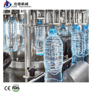 Instalación gratuita, aplicador de inserción de mango de anillo de cuello de botella PET grande, máquina de llenado de embotellado de agua para línea de llenado de agua - Product Image 1