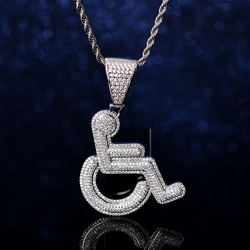 Ciondolo Uomo Con Ali E Diamante Simulato 2 Ct – Placcato Oro Giallo 14kt Su Argento 925 – NSG