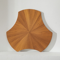 Parquet flottant en bois d'ingénierie multicouche brossé moderne et durable, mélange teck et frêne, système de pose à clipser, sur mesure, pour usage commercial