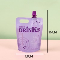 Op maat gemaakte meerkleurige plastic drinkzakken met tuit voor het bewaren van sap, hoge barrière vloeistofzakken met handvat