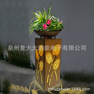 Lampe solaire de jardin LED en fer forgé, colonne de jardin, décoration extérieure, résistante à l'eau, garantie de 2 ans - Product Image 1