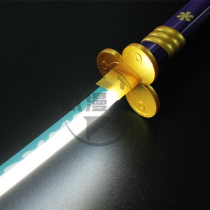 Fabricants Roronoa Zoro <span class=keywords><strong>ninja</strong></span> <span class=keywords><strong>arme</strong></span> épée jouet One Piece led lumineux jouet épées pour enfants - Product Image 2