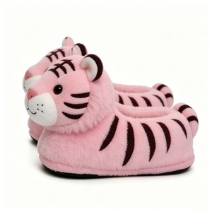 Pantoufles en peluche tigre rose personnalisées, pantoufles animaux tigre, pantoufles d'intérieur tigre mignonnes, pantoufles en peluche tigre pour adultes/enfants - Product Image 1