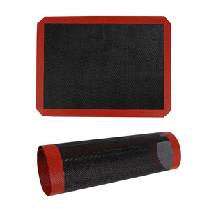 Tapis de four résistant à la chaleur Tapis de cuisson en silicone en fibre de verre antiadhésif perforé - Product Image 5