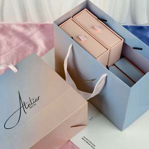 Sacs cadeaux en papier personnalisés PERFECTUSM avec poignée en ruban, forme rectangulaire, recyclables - pour l'emballage d'achats avec logo - Product Image 2