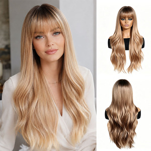 Peluca Sintética Larga Ondulada Rubio Miel con Flequillo, Resistente al Calor, Alta Temperatura, 150% de Densidad, Gorra Ajustable para <span class=keywords><strong>Mujer</strong></span>, Venta al por Mayor - Product Image 2