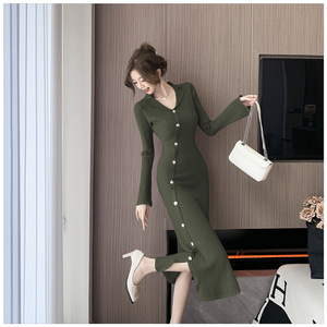 Vestido Largo Elegante de Punto con Cuello en V y Manga Acampanada para Mujer, Ideal para Otoño y Primavera - Product Image 2