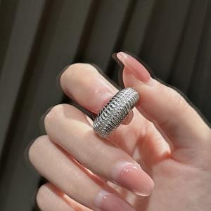 S925 Pure Silver Micro-Inlaid Zircon Ring Niche Design Light Luxury & Vintage Style Simple Fashionable Personalized Curved Bag - Product Image 4