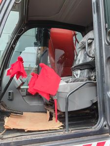 Excavatrice moyenne Doosan DX225LC avec une valeur de revente élevée, idéale pour les travaux de terrassement, le défrichement de terres et les petites mines, à faible taux de défaillance. - Product Image 5