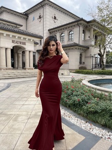 Nouvelle Arrivée Robes Longues Élégantes à Épaule Unique, Froncées, Taille Haute, Moulantes et Dos Nu en Gros pour <span class=keywords><strong>Femme</strong></span> - Product Image 2