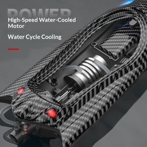 Motoscafo RC Turbojet Elettrico ad Alta Velocità FY011, Raffreddato ad Acqua, in Plastica, Lunga Autonomia, con Funzione Anti-Ribaltamento, Telecomando 150M - Product Image 4