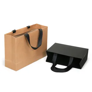 Borsa della spesa di lusso personalizzata con manico in carta Kraft Multi dimensioni in stock di abbigliamento regalo Shopping plain Bag senza logo