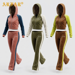 Ensemble de survêtement décontracté 2 pièces <span class=keywords><strong>en</strong></span> <span class=keywords><strong>velours</strong></span> pour femme, avec logo personnalisé, style rétro Y2K, comprenant un sweat à capuche court doublé imprimé léopard et un <span class=keywords><strong>pantalon</strong></span> <span class=keywords><strong>évasé</strong></span> taille haute - Product Image 1
