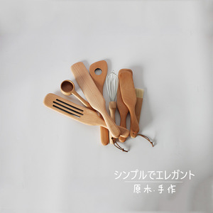 ชุดอุปกรณ์ครัวไม้ 8 ชิ้น ทำด้วยมือจากไม้ธรรมชาติ ตะหลิว ช้อน ตะกร้อมือ แปรง  อุปกรณ์ทำอาหาร - Product Image 3