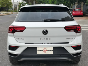 Volkswagen <span class=keywords><strong>T</strong></span>-<span class=keywords><strong>ROC</strong></span> 2022 300TSI DSG 2WD Edición Gasolina, <span class=keywords><strong>T</strong></span>-<span class=keywords><strong>ROC</strong></span> SUV de 5 Plazas con Techo Negro, Equipamiento Completo, Autos Usados - Product Image 5