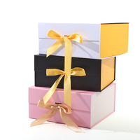 Boîte cadeau carrée pliable en carton blanc, avec ruban magnétique, pour la Saint-Valentin, emballage pour fêtes et anniversaires, fabrication en usine