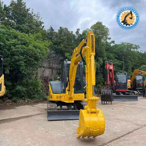 Excavadora Hidráulica Compacta Usada Komatsu PC55 Fabricada en Japón, Ideal para Trabajos de Jardinería y Granja - Product Image 4