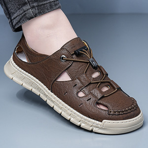 Sandales d'été en cuir pour hommes, plates, respirantes, ajourées, à bande élastique, à enfiler, pour la conduite, marron - Product Image 3