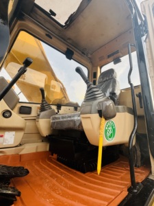 Meilleure vente utilisée pour 325BL 2022 Modèle Excavator Core Engine Motor Medium Scale Japan-Made Second Hand Digging Machine - Product Image 6