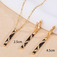 Collier de boucles d'oreilles européennes américaines en cuivre zircon à longue ligne en or 18 carats, ensemble de mariée classique exquis pour femmes pour anniversaire