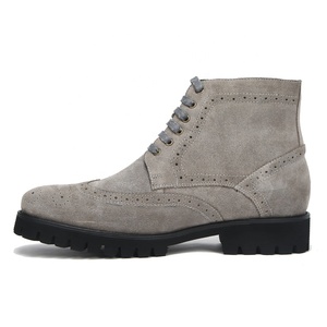Bottes d'ascenseur italiennes élégantes grande taille pour hommes Bottes de cheville d'hiver en cuir suédé de qualité supérieure pour hommes Chaussures chelsea augmentant la hauteur - Product Image 3