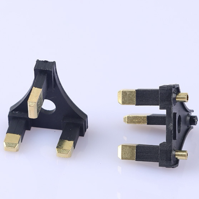 Good Quality India Qatar Hong Kong Plug Adapter 10A 250V AC UK Standard 2 Interface 3 Pin Plug Insert