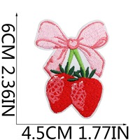 Patchs triangulaires thermocollants en feutre non tissé brodés motif fraise, écologiques, pour la décoration de sacs, chaussures et chapeaux