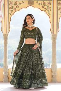 Fournisseur d'usine en gros Lehenga Choli avec broderie et travail de séquence à prix de gros Lehenga Choli de mariage - Product Image 3