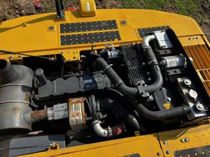 Excavatrice Komatsu de 20 tonnes d'occasion PC240 EPA CE en vente presque neuve avec composants essentiels Roulement de pompe de boîte de vitesses de moteur - Product Image 4