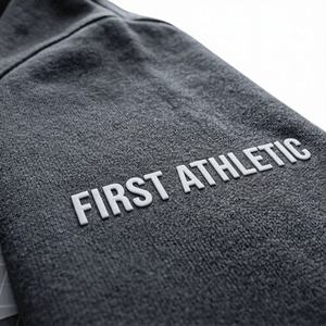 Parche de Silicona con Logotipo Personalizado a Precio de Fábrica, Etiqueta Impresa en 3D, Corte Láser, Borde Cuadrado, para Ropa y Prendas - Product Image 1