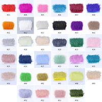 Vente d'usine 1-3 PLY de plumes d'autruche à la mode en gros plumes d'autruche gland accessoires vestimentaires haute couture