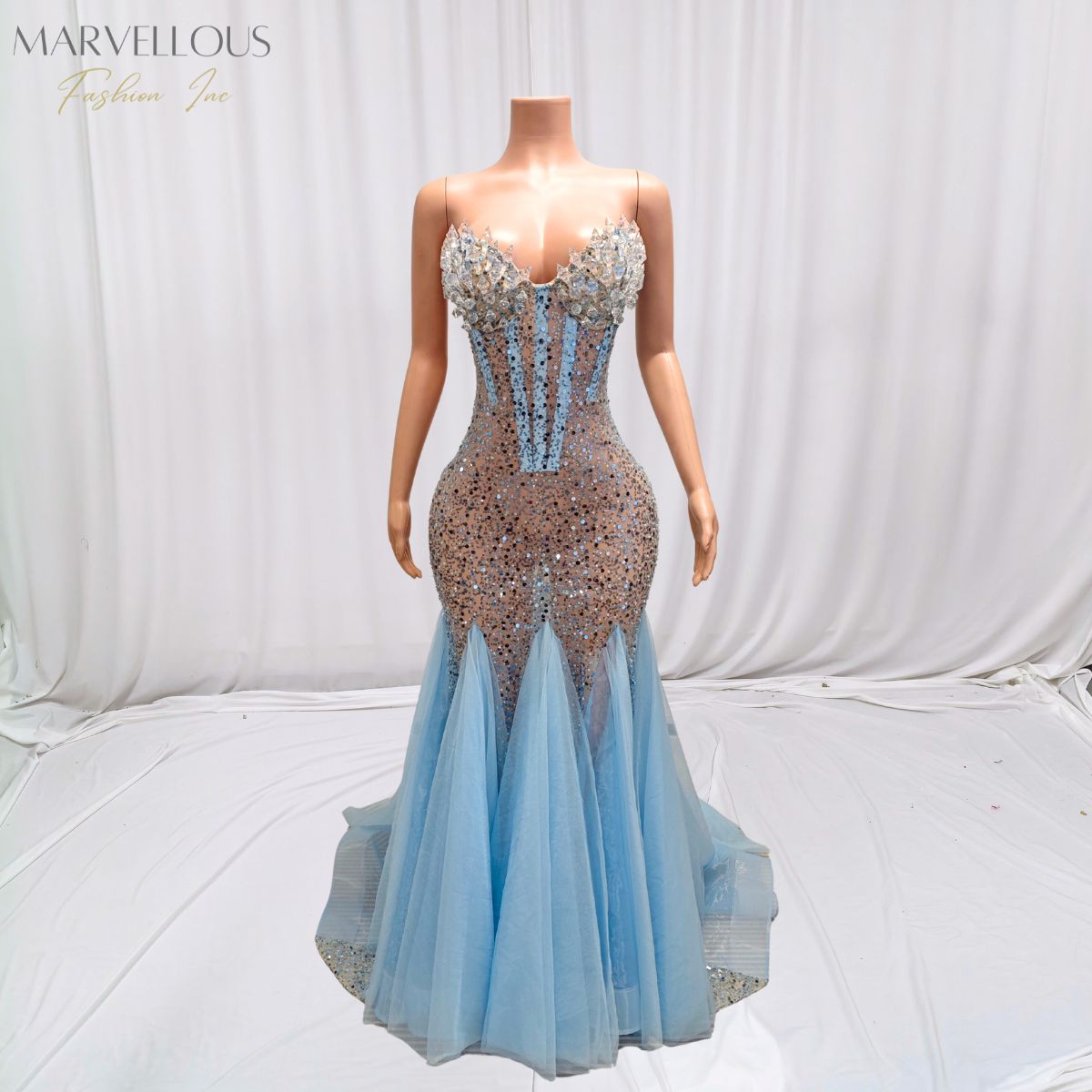 LF2412056 - bleu clair