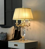 Lampe de bureau LED moderne, design décoratif, lampe de chevet pour chambre à coucher, lampe de nuit, articles pour la maison, lampe en cristal, candélabre de luxe, lampe de table