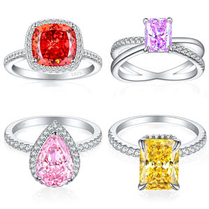 Bague de mariage en argent sterling S925 avec <span class=keywords><strong>diamant</strong></span> à haute teneur en carbone 4 carats de luxe avancé avec perle pour les fêtes pour les femmes - Product Image 1