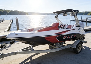 FLIT Factory - Bote Deportivo de Fibra de Vidrio Resistente de 16 pies y 5 Plazas, Yate de Alta Velocidad para Pesca Recreativa, Bote a Motor para Río y Océano - Product Image 4