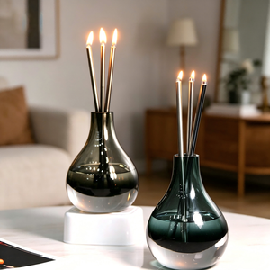 Bougie en <span class=keywords><strong>paraffine</strong></span> liquide rechargeable personnalisée, <span class=keywords><strong>lampe</strong></span> <span class=keywords><strong>à</strong></span> <span class=keywords><strong>huile</strong></span> liquide en verre, bougie éternelle avec chandelier en métal style infini - Product Image 3