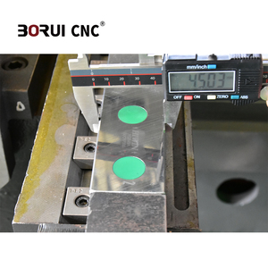Centre d'usinage vertical CNC robuste VMC1270 avec broche BT40 et magazine à 24 outils pour l'usinage de pièces automobiles - Product Image 5