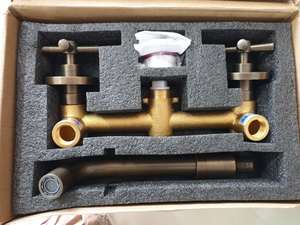 Mitigeur mural de lavabo <span class=keywords><strong>Aquarius</strong></span> à double poignée en laiton, eau chaude/froide, avec débit régulé et cartouche céramique - Product Image 3