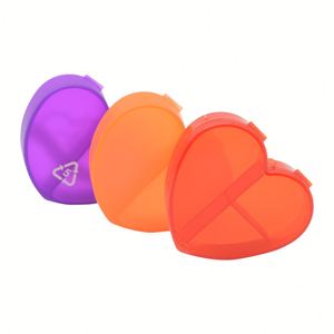 Pastillero con Compartimentos y Cadena, Diseño de Corazón, Estuche de Plástico para Medicamentos, con Logotipo Personalizado - Product Image 3