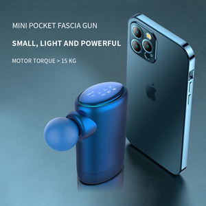 Mini pistolet de massage en métal l'outil de récupération ultime avec des embouts de têtes de massage en métal - Product Image 5