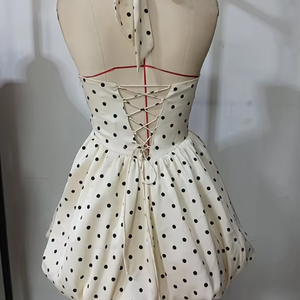 Abbigliamento da donna <span class=keywords><strong>Mini</strong></span> <span class=keywords><strong>abito</strong></span> in raso Duchesse a <span class=keywords><strong>pois</strong></span> plissettato da donna in raso Sexy schiena scoperta <span class=keywords><strong>Mini</strong></span> abiti da festa da discoteca - Product Image 4