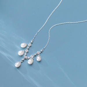 S925 Pure <b>Silver</b> Light Luxury Simple Diamond Inlaid Synthetic Strong Light Pearl <b>Necklace</b> with Single Diamond Collarbone <b>Chain</b> - Product Image 4
