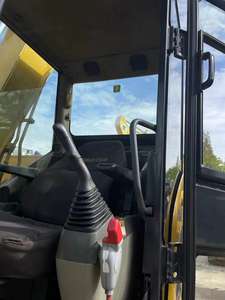 Mini-excavatrice PC60-8 Komatsu d'occasion de 6 tonnes fabriquée au Japon avec des composants de la pompe de la boîte de vitesses du moteur central - Product Image 3