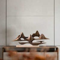 Sculpture Montagne Dorée en Résine de Luxe, Décoration de Table Vintage, Accessoire Moderne pour Intérieur d'Hôtel et de Bureau
