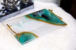 ถาดเรซิ่นตกแต่งด้วยดีไซน์ทันสมัยหรูหรา เนื้อสัมผัสเรียบเนียน ทนทานยาวนาน เหมาะสำหรับใช้ในบ้านและห้องครัว - Product Image 2