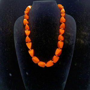 Collier Bohème Tendance avec Perles Géométriques Colorées et Pendentif en Résine Multicolore Vintage – Accessoire de Plage Estival, Idéal Cadeau - Product Image 1