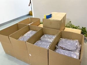 Borsa <span class=keywords><strong>da</strong></span> Viaggio Appendibile alla Moda con Chiusura a Cerniera a Righe, <span class=keywords><strong>Organizer</strong></span> per <span class=keywords><strong>Trucchi</strong></span> Pieghevole in Poliestere con 4 Scomparti e Gancio Robusto - Product Image 6