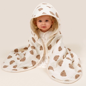 Serviette <span class=keywords><strong>de</strong></span> <span class=keywords><strong>bain</strong></span> pour bébé en gaze à quatre couches, <span class=keywords><strong>cape</strong></span> absorbante en pur coton pour enfants, couverture enveloppante à capuche pour nourrissons et tout-petits - Product Image 6